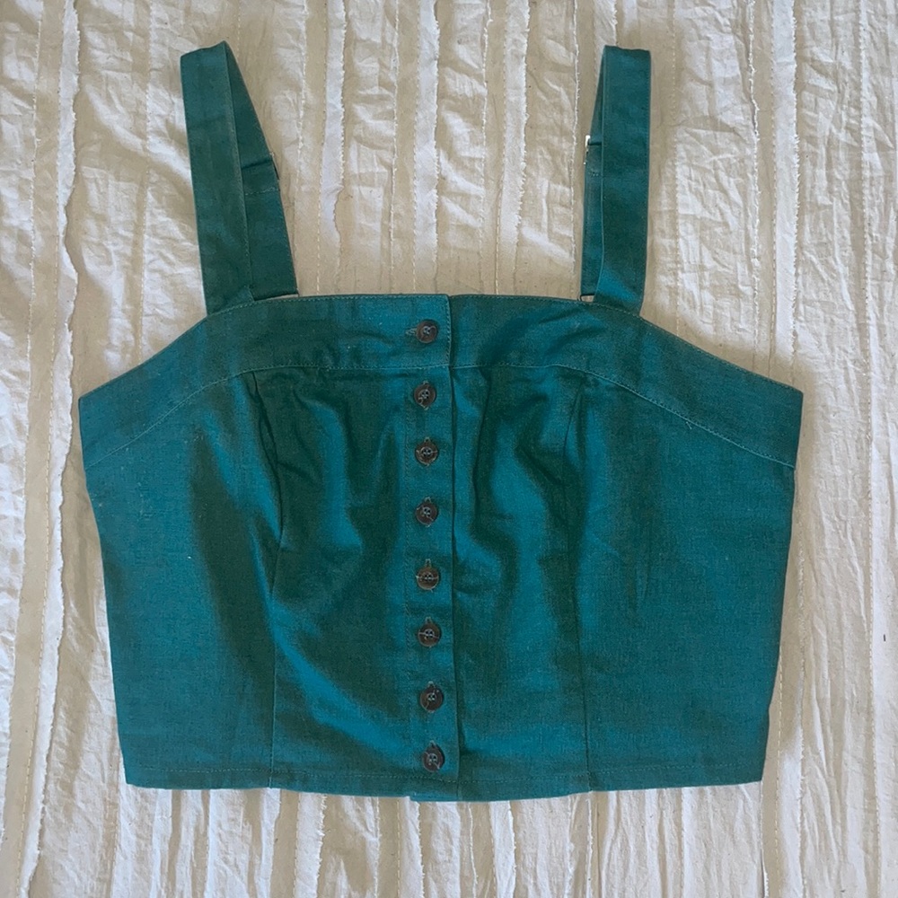 Tillys Green Crop top 💚💚